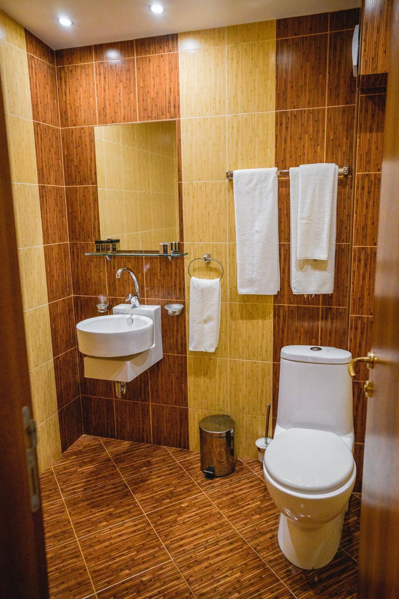 Hotel Eleganza Family - Free Parking 2*