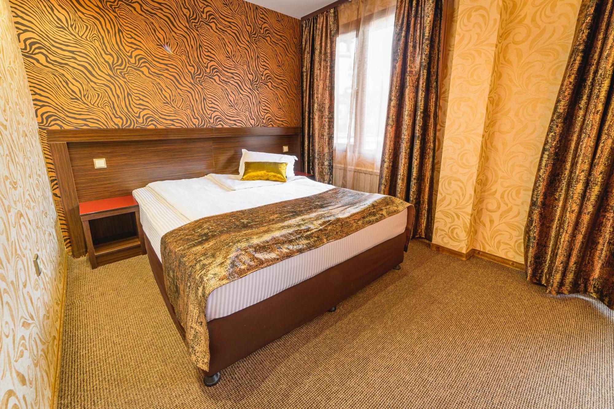 Hotel Eleganza Family - Free Parking 2*