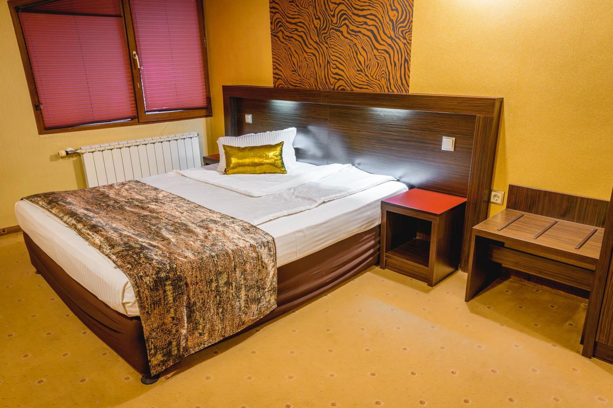 Eleganza Family - Free Parking Hotel Sofia