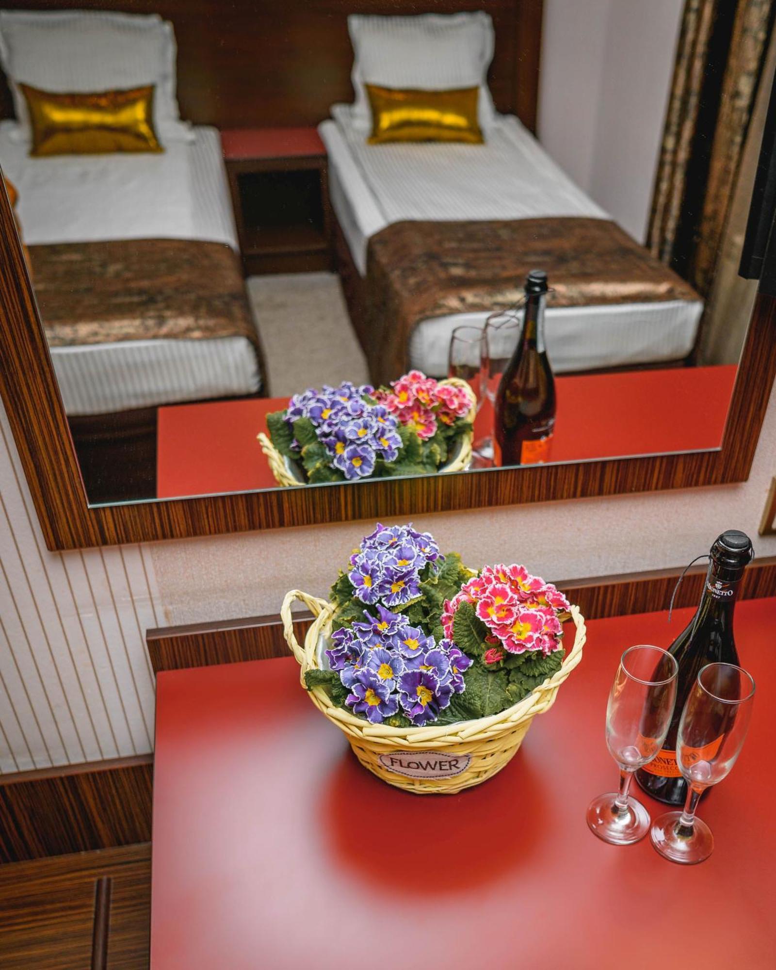 Eleganza Family - Free Parking Hotel Sofia