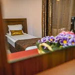Eleganza Family Hotel - Free Parking